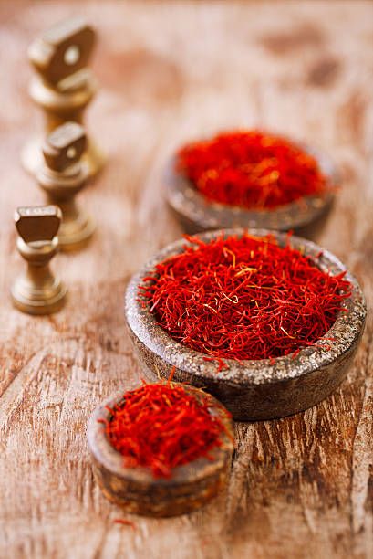 saffronia saffron on wooden board